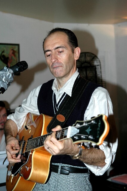 min 2006 12 05 latino 070